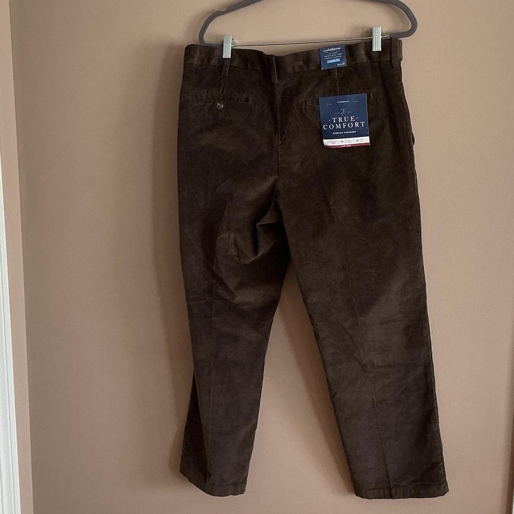 NWTClassic Men's Corduroy Trousers in Rich Brown size 36/29 - Picture 4 of 5